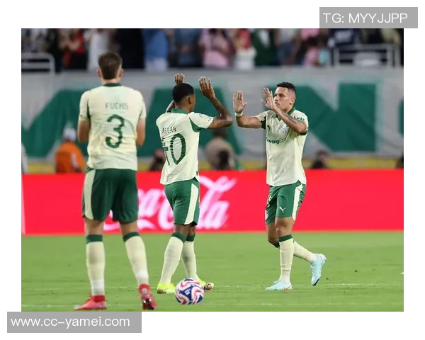 埃斯特旺大腿离队后依然助力帕尔梅拉斯晋级解放者杯决赛